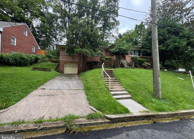 Property at 1366 Leegate Rd NW, Washington, DC 20012, 3 beds, 3 baths