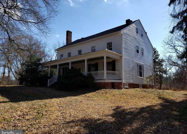 Property at 1008 W Central Ave, Davidsonville, MD 21035, 8 beds, 3 baths