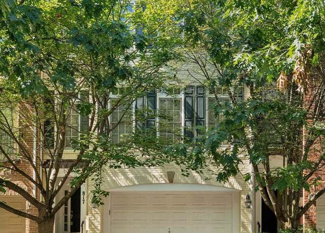 Property at 817 Oak Knoll Ter, Rockville, MD 20850, 3 beds, 3.5 baths