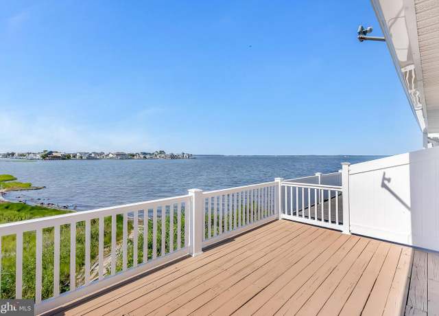 Property at 163-B Jamestown Rd, Ocean City, MD 21842, 2 beds, 3 baths