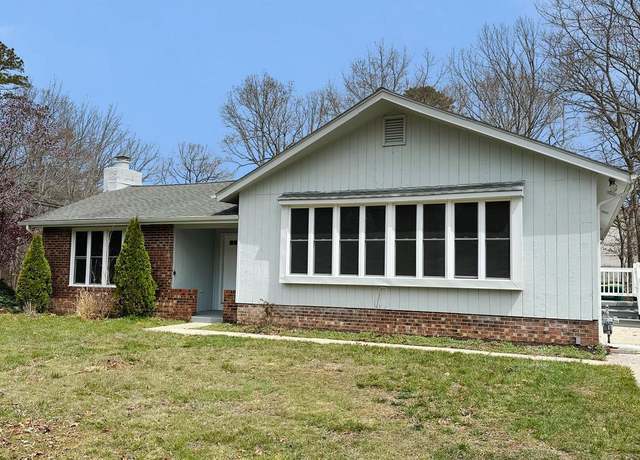 Property at 301 S Cambridge Ct, Galloway, NJ 08205, 3 beds, 2.5 baths