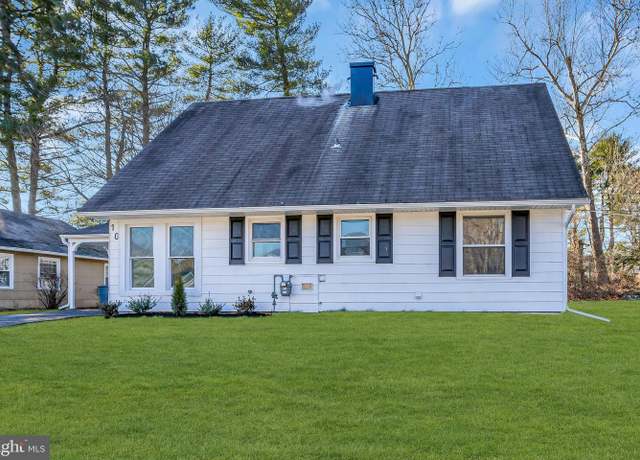 Property at 10 Meadowlark Ln, Willingboro, NJ 08046, 4 beds, 2 baths