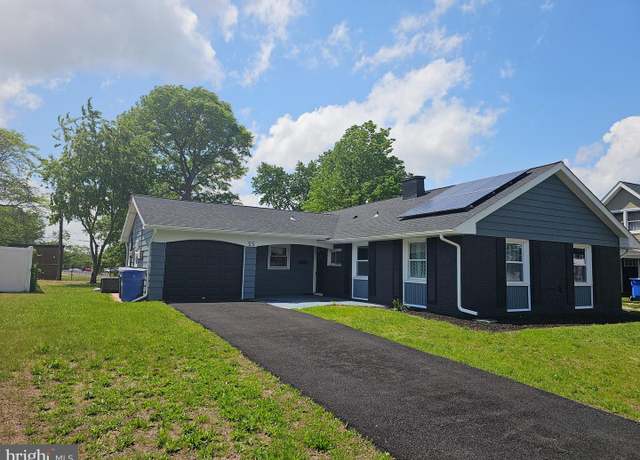 Property at 55 Bartlett Ln, Willingboro, NJ 08046, 3 beds, 2 baths