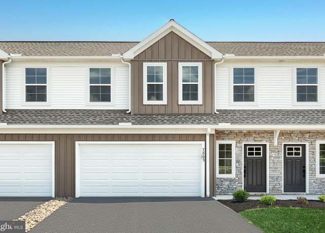 Property at 7863 Briarwood Dr, Harrisburg, PA 17112, 3 beds, 2.5 baths
