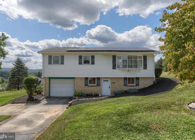 Property at 1150 Terry Dr, Harrisburg, PA 17113, 3 beds, 1.5 baths