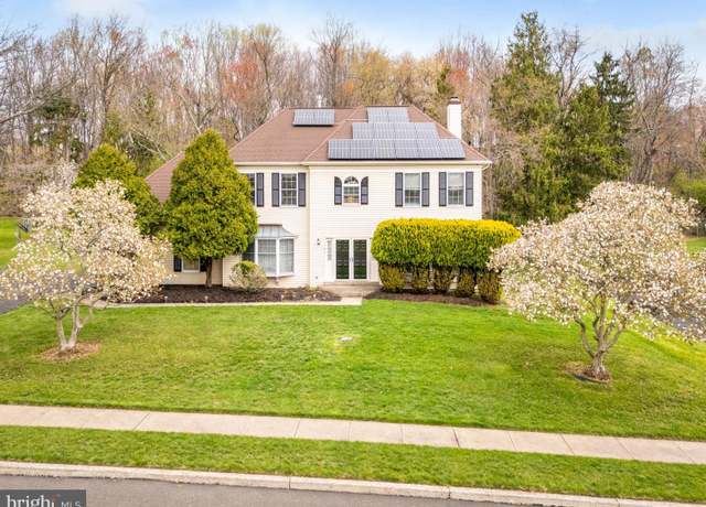 Property at 749 Castlewood Dr, Dresher, PA 19025, 4 beds, 2.5 baths