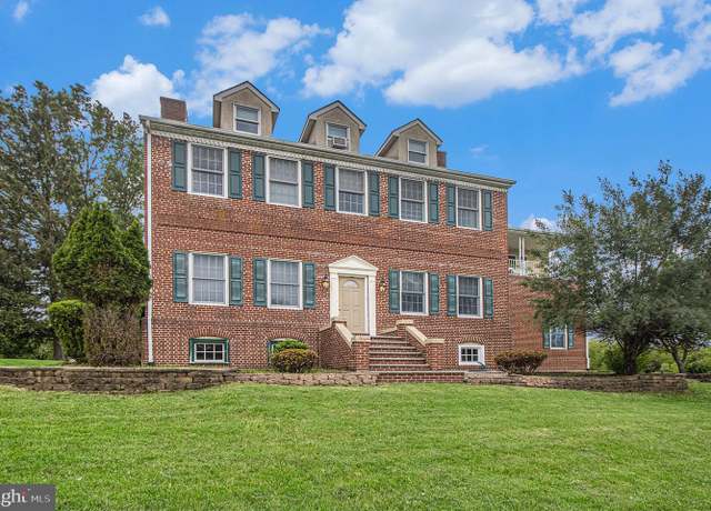 Property at 106 Shiery Ct, Gilbertsville, PA 19525, 4 beds, 3.5 baths