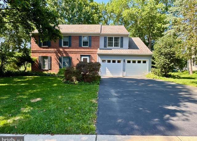Property at 4135 Camberlay Dr, York, PA 17402, 4 beds, 2.5 baths