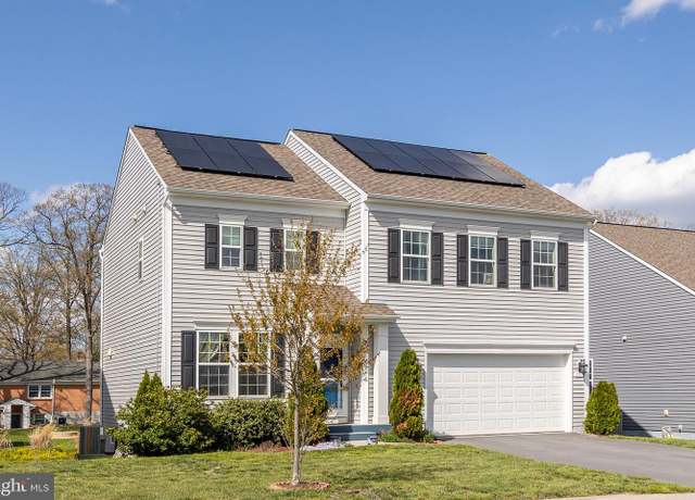 Property at 111 Sovereign Ct, Winchester, VA 22602, 4 beds, 3.5 baths