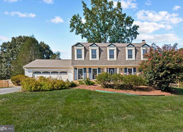 Property at 6117 Green Cap Pl, Fairfax, VA 22030, 4 beds, 2.5 baths