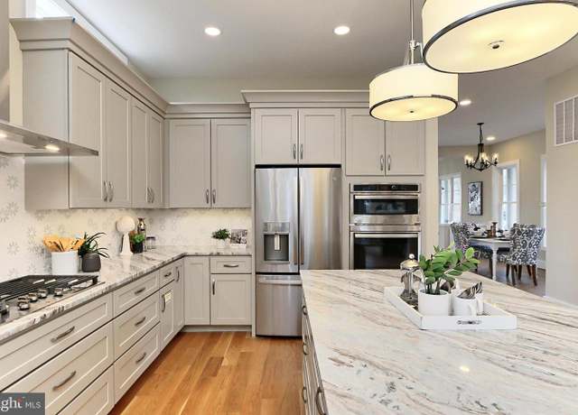 Property at 7017 Ridge Dr, Alexandria, VA 22306, 5 beds, 5.5 baths