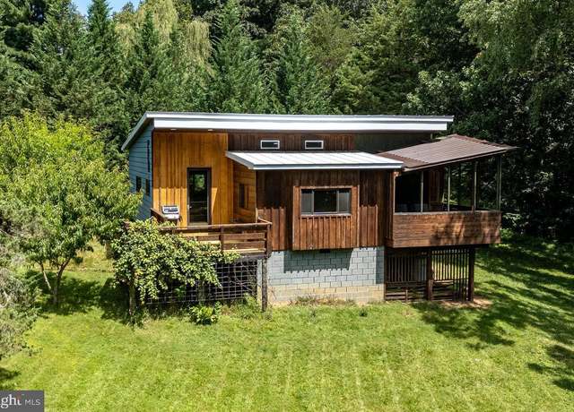 Property at 606 Riverside Dr, Luray, VA 22835, 1 bed, 1 bath