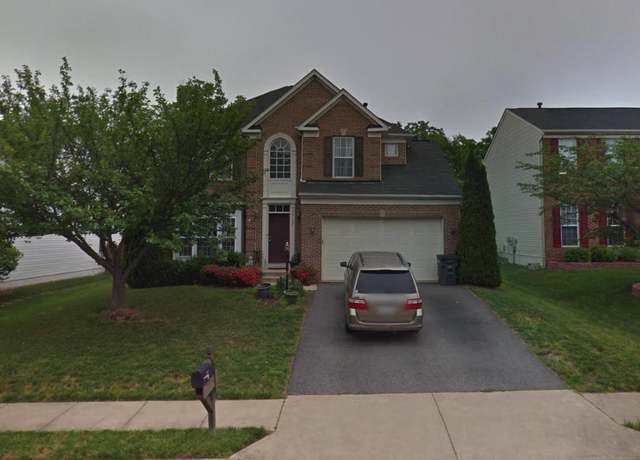 Property at 13137 Kinnicutt Dr, Woodbridge, VA 22192, 4 beds, 3.5 baths