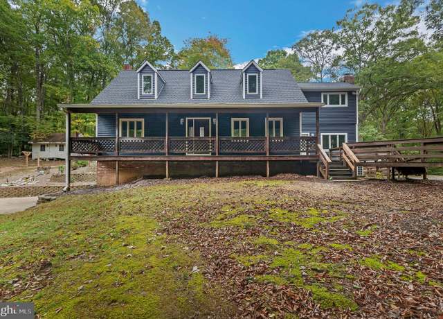 Property at 95 Creek Ln, Fredericksburg, VA 22406, 6 beds, 3 baths