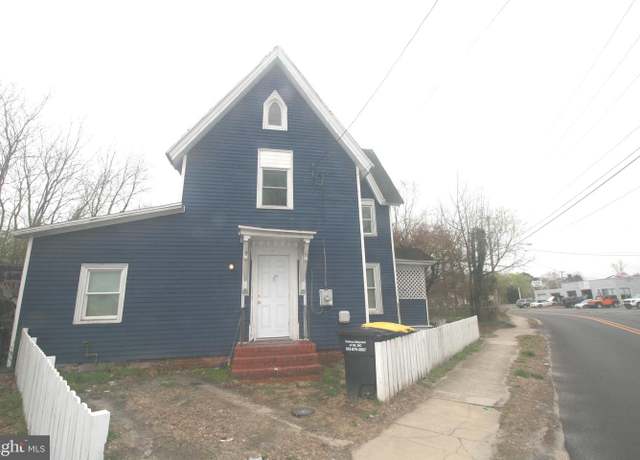Property at 103 West St, Laurel, DE 19956, 2 beds, 1 bath