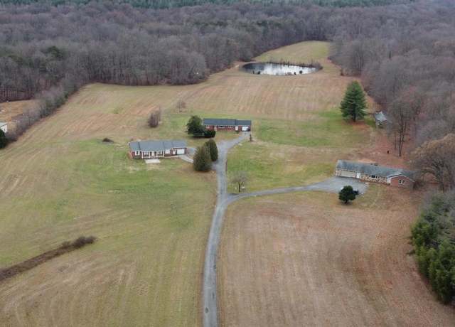 Property at 77 Mimosa Ln, Elkton, MD 21921, 9 beds, 5 baths