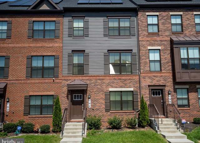 Property at 194 Green Poplar Loop, Clarksburg, MD 20871, 4 beds, 3.5 baths