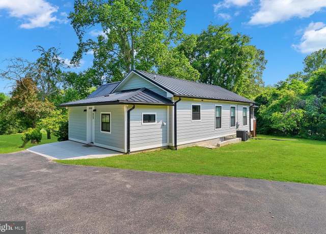 Property at 10900 Livingston Rd, Fort Washington, MD 20744, 3 beds, 2 baths