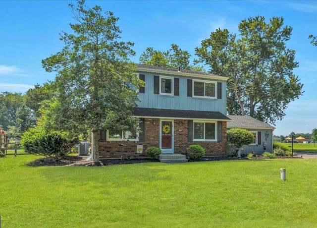 Property at 6 Winnipeg Ct, Shamong, NJ 08088, 4 beds, 2.5 baths
