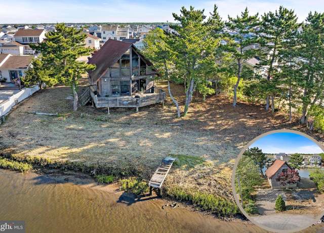 Property at 14 Ramapo Rd, Tuckerton, NJ 08087, 2 beds, 1 bath