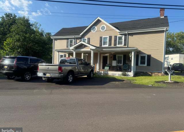 Property at 2820 Clymer Ave, Telford, PA 18969, 5 beds