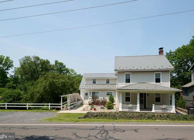 Property at 124 Boalsburg Rd, State College, PA 16801, 4 beds, 3 baths