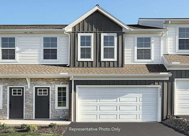 Property at 7861 Briarwood Dr, Harrisburg, PA 17112, 3 beds, 2.5 baths