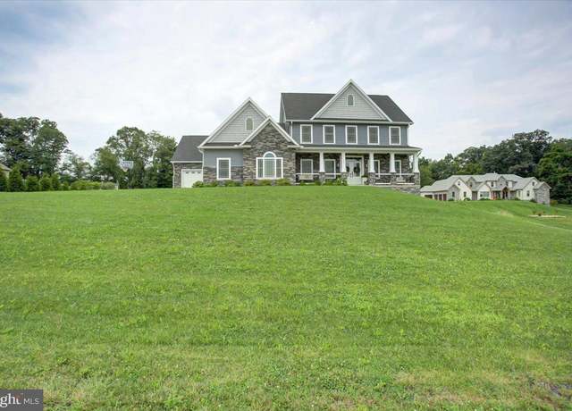Property at 161 Lindman Dr, Chambersburg, PA 17201, 6 beds, 4.5 baths