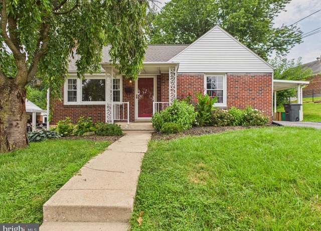 Property at 142 Cedar St, Ephrata, PA 17522, 2 beds, 1 bath