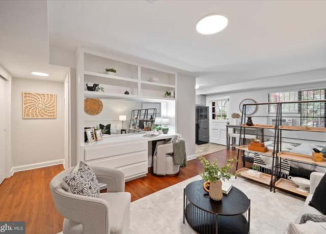 Property at 1565 N Colonial Ter Unit 104-Z, Arlington, VA 22209, 1 bath