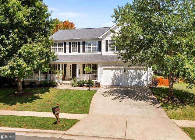 Property at 21516 Chickacoan Trail Dr, Broadlands, VA 20148, 5 beds, 3.5 baths