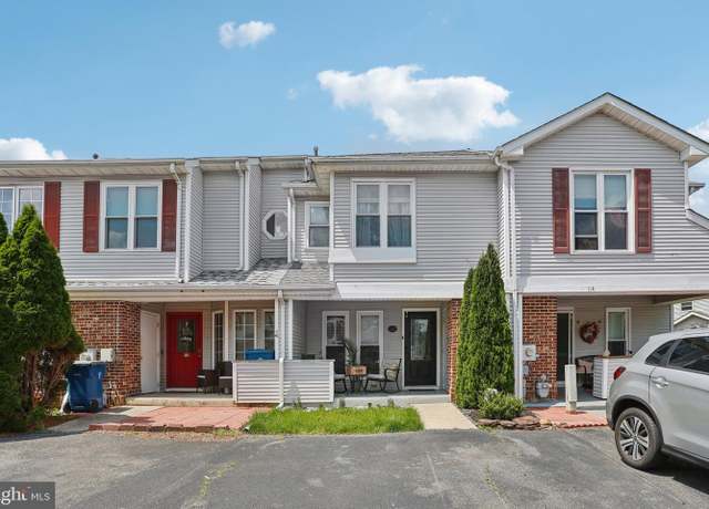 Property at 116 Lake Arrowhead Cir, Bear, DE 19701, 3 beds, 1.5 baths