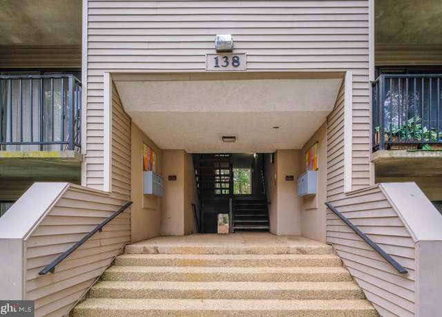Property at 138 Duvall Ln #301, Gaithersburg, MD 20877, 3 beds, 2 baths