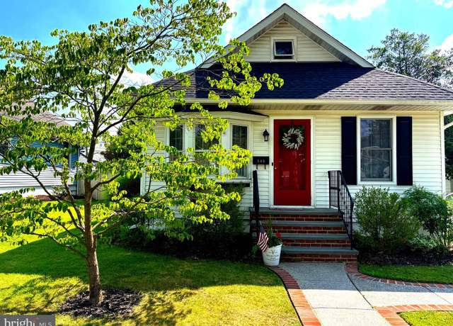 Property at 140 S Davis Ave, Audubon, NJ 08106, 2 beds, 1 bath