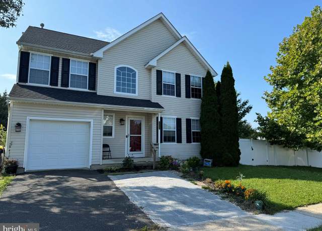 Property at 1034 Freedom Ct, Quakertown, PA 18951, 3 beds, 2.5 baths