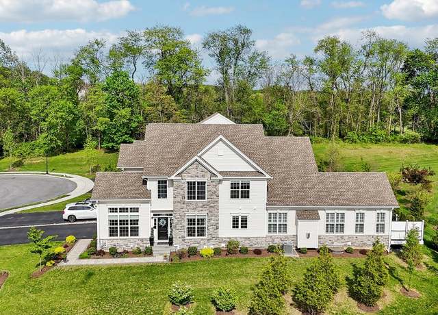 Property at 207 Reid Way, West Chester, PA 19382, 3 beds, 3.5 baths
