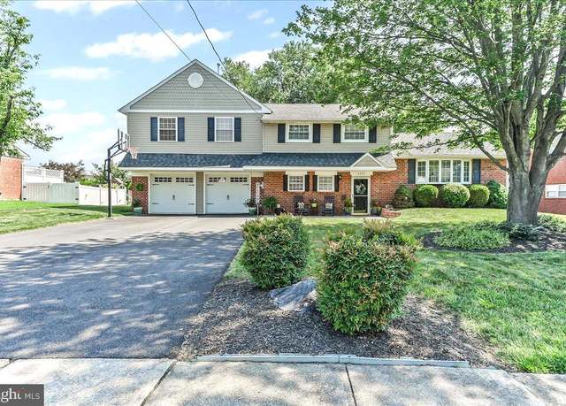 Property at 3395 Bancroft Dr, Aston, PA 19014, 4 beds, 2.5 baths