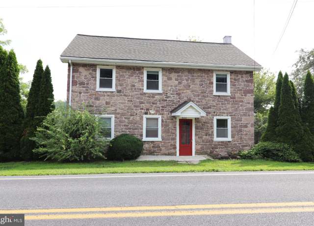 Property at 1530 S Cocalico Rd, Denver, PA 17517, 3 beds, 2 baths