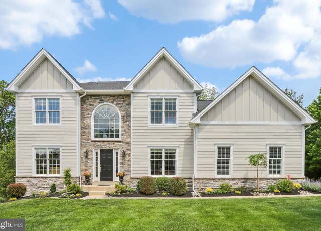 Property at 2003 Kestral Cir, Audubon, PA 19403, 4 beds, 3 baths