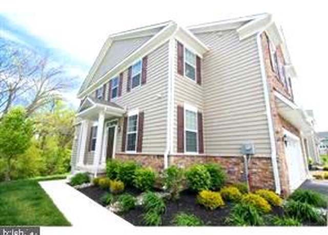 Property at 226 Fairfield Cir W, Royersford, PA 19468, 3 beds, 3.5 baths
