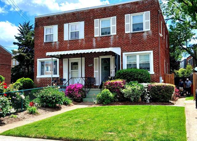 Property at 3202 13th Rd S, Arlington, VA 22204, 3 beds, 2 baths