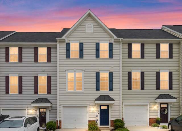 Property at 107 Lookout Way, Fredericksburg, VA 22405, 4 beds, 3.5 baths