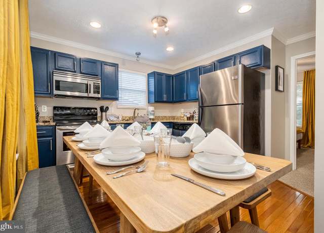 Property at 366 Glendale Rd, Oakland, MD 21550, 3 beds, 2 baths