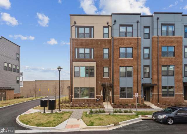 Property at 16162 Connors Way #73, Rockville, MD 20855, 3 beds, 2.5 baths
