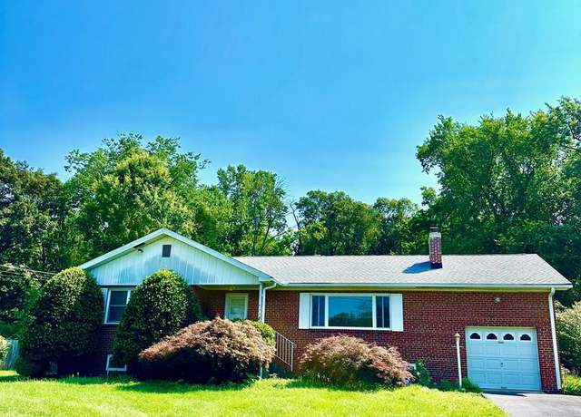 Property at 7800 Klovstad Dr, Fort Washington, MD 20744, 3 beds, 1.5 baths