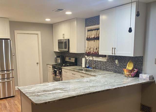 Property at 9 Willowbrook, Eastampton, NJ 08060, 3 beds, 1.5 baths
