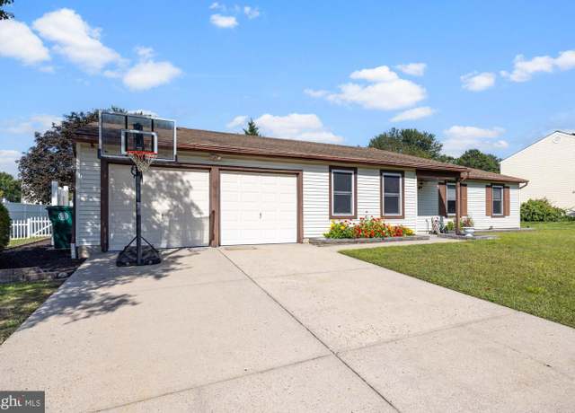 Property at 9 Willowbrook, Eastampton, NJ 08060, 3 beds, 1.5 baths