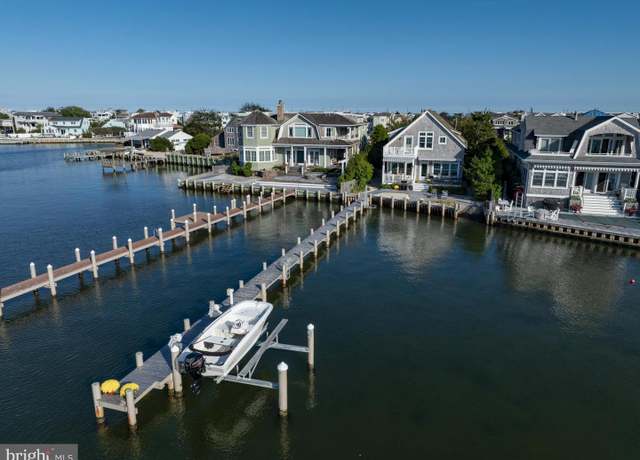 Property at 8312 Bay Ter, Harvey Cedars, NJ 08008, 4 beds, 3 baths