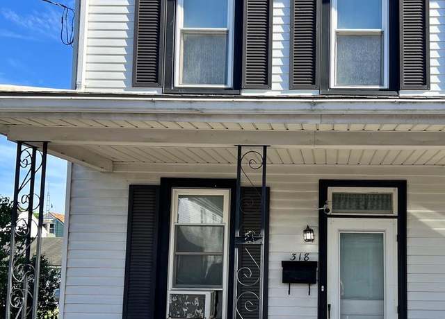 Property at 318 W Church St, Annville, PA 17003, 3 beds, 1.5 baths