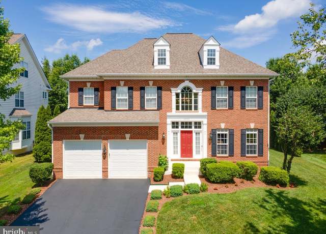 Property at 14704 Richard Simpson Ln, Centreville, VA 20121, 5 beds, 4.5 baths